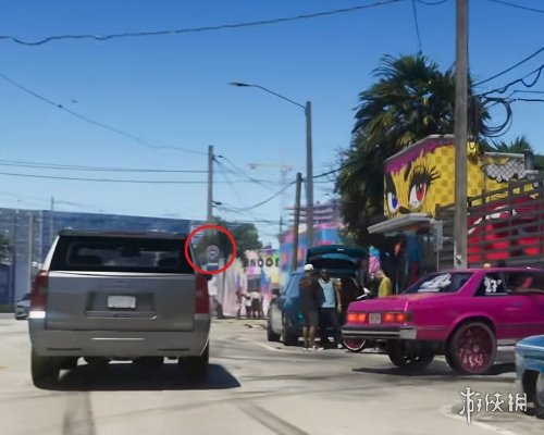 都是盯帧！外网玩家热议《GTA6》预告片中的公交路牌